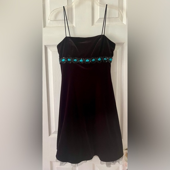 Betsy & Adam Dresses & Skirts - Betsy & Adam Velvet Black Dress with Teal Details